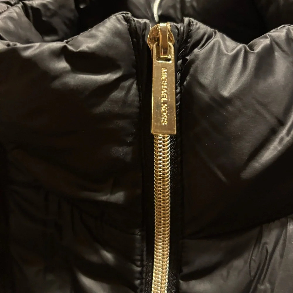 Michael Kors Black Quilted Insulated Jacket - Picture 6 of 8